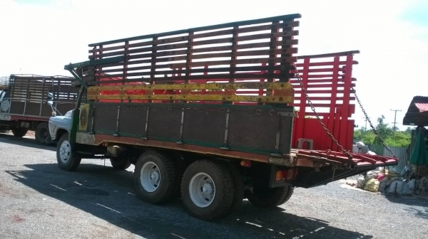 ขาย 10 ล้อหัวยาว 2 เพลาใหญ่จัมโบ้ เครื่อง EH700 168 แรงม้า คัสซีสวยจัดตลอดเส้น สโลว์กลาง ยางเต็ม ทะเบียนเต็มพร้อมโอนครับ