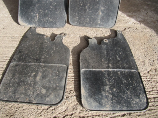 กระจัง KB 20  ฝาท้าย แก้ม ฯ