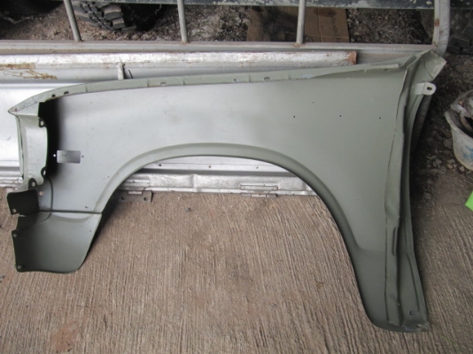 กระจัง KB 20  ฝาท้าย แก้ม ฯ