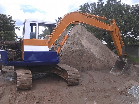 ขายแบคโฮครับ PC60-5 ราคาถูกๆครับลดอีกครับ