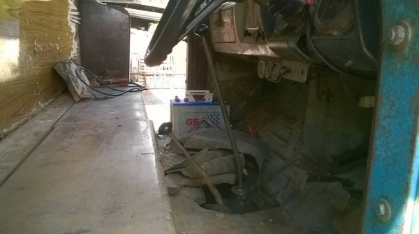 ขาย 10 ล้อหัวยาว 2 เพลาใหญ่จัมโบ้ เครื่อง EH700 สโลว์กลาง ยางเต็ม ทะเบียนเต็มพร้อมโอน สภาพสวยพร้อมใช้ครับ ขาย 10 ล้อหัวยาว 2 เพลาใหญ่จัมโบ้ เครื่อง EH700 สโลว์กลาง ยางเต็ม ทะเบียนเต็มพร้อมโอน สภาพสวยพร้อมใช้ครับ