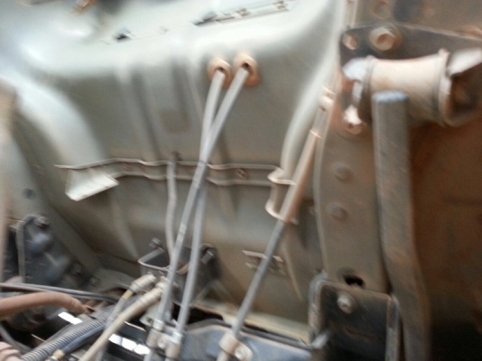 รถอีซูซุ 10 ล้อดั๊ม 270 แรงม้า. ปี 49 สนใจติดต่อ 081 - 6079515 รถอีซูซุ 10 ล้อดั๊ม 270 แรงม้า. ปี 49 สนใจติดต่อ 081 - 6079515