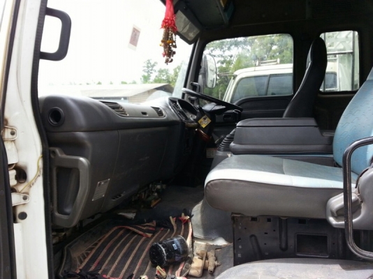 รถอีซูซุ 10 ล้อดั๊ม 270 แรงม้า. ปี 49 สนใจติดต่อ 081 - 6079515 รถอีซูซุ 10 ล้อดั๊ม 270 แรงม้า. ปี 49 สนใจติดต่อ 081 - 6079515