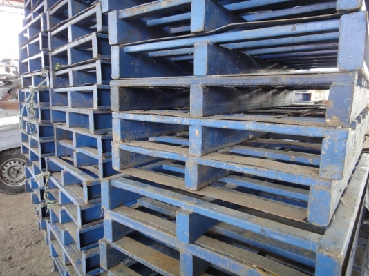 พาเหรดเหล็ก แข็งแรงโครต ๆ พาเหรดเหล็ก แข็งแรงโครต ๆ