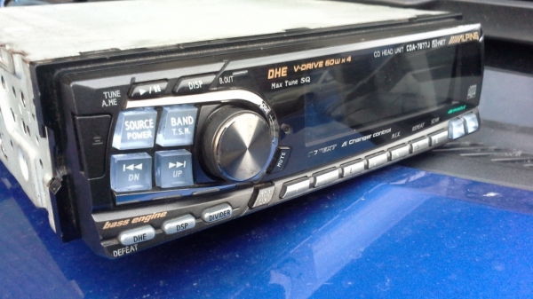 วิทยุ Alpine 1Din CDA-7877J รุ่น V-Drive 60Wx4 วิทยุ Alpine 1Din CDA-7877J รุ่น V-Drive 60Wx4