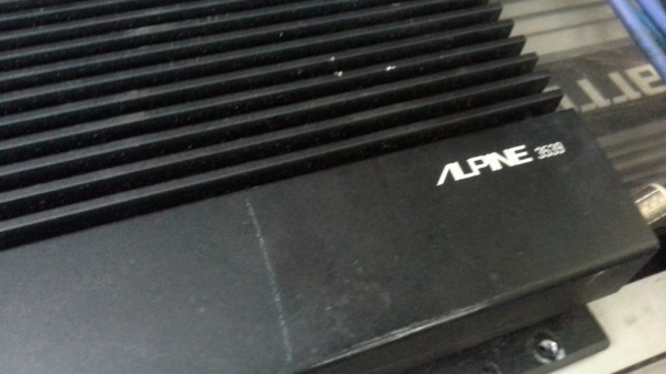 แอมป์ Alpine Bridgeable Power Amp แบบ 2 Ch, Made in Japan