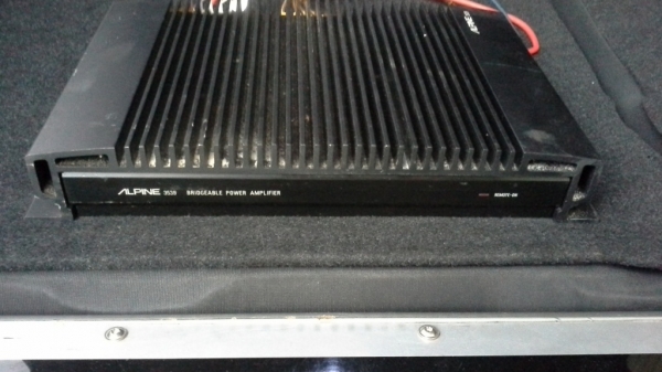 แอมป์ Alpine Bridgeable Power Amp แบบ 2 Ch, Made in Japan