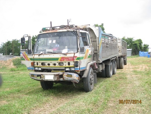 ขายคับ FXZ13NFY วางเครื่อง 240 พ่วงแม่ลูกไม่ดั้ม รถใช้งานอยู่ โทร 088-4501277