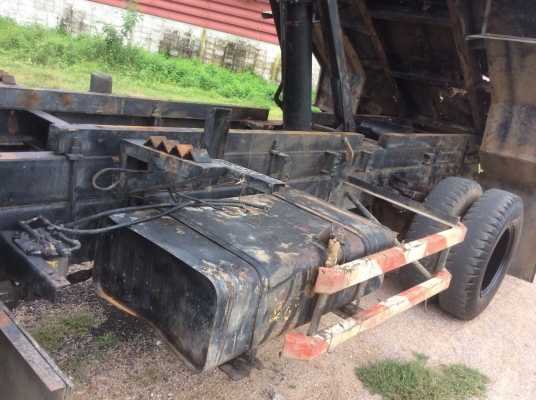 ขายISUZU ROCKY ดั๊ม 195แรง นางฟ้าแท้ รถห้าง เบรคจิฟฟี่ พวงมาลัยพาว์เวอร์ ยางดี เครื่องดี ครัทซีสวย ขาย 700,000 บาท(ติดต่อโชกุล-ศุภากร 081-4252943)