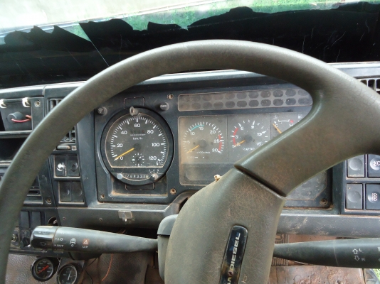 ขายด่วนรถสิบล้อCW30Mดรั้มวางเครือง260แรงโบวางหัวนอก