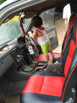 ขายด่วน รถ mazda b2500  สภาพรถสวย  เครื่องดี ยางใหม่  แอร์เย็น