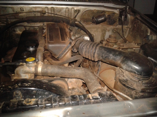 ขายด่วน รถ mazda b2500  สภาพรถสวย  เครื่องดี ยางใหม่  แอร์เย็น