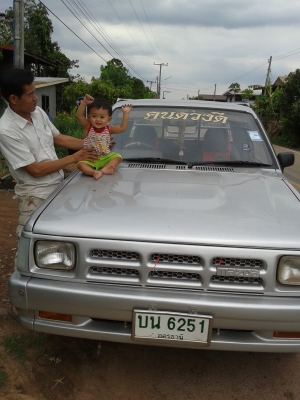 ขายด่วน รถ mazda b2500  สภาพรถสวย  เครื่องดี ยางใหม่  แอร์เย็น