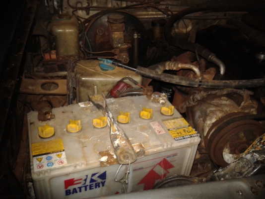 ขายด่วน รถ mazda b2500  สภาพรถสวย  เครื่องดี ยางใหม่  แอร์เย็น