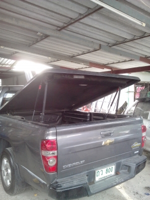 ขายฝาคลอบไฟเบอร์ไฟฟ้า พร้อมแม็กไลเนอร์ในกะบะ ใส่เซฟโรเลต โคโลราโด้