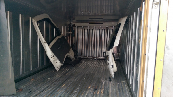 ตู้เย็นพร้อมเครื่องทำความเย็น ขนาดเล็ก ยาว 3 เมตร กว้าง 167