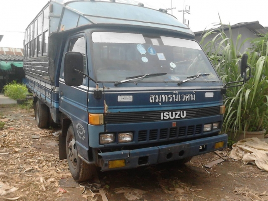 รถหกล้อnpr110รถพร้อมใช้