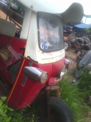 ขายตุ๊กๆ 15000  บาท