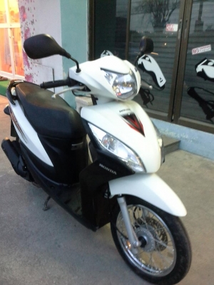 Honda Spacy i ปี 2556 ลายใหม่ทูโทน สีขาว ดำ รถสวยประหยัดน้ำมัน