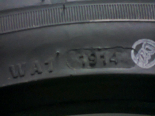 ACHILLES 265 35 18 ปี14 ขายถูกๆๆ