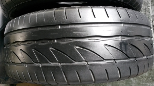 ขายยางบริดโตน re002