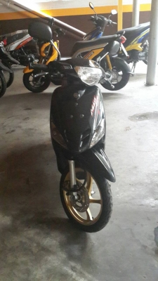ขาย YAMAHA MIO 115 ปี 48 ล้อแม็ก สภาพเดิมๆ เล่มพร้อมโอน