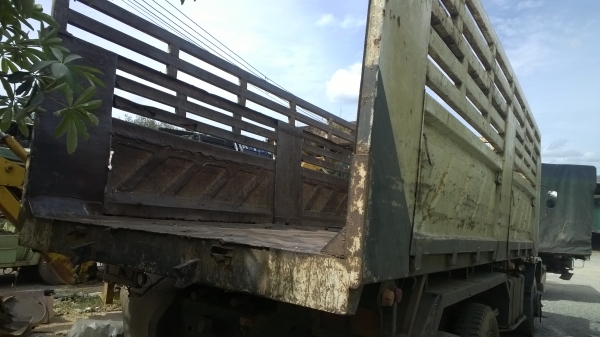 (ขายดาวน์..)10ล้อดั้ม270แรง ISUZU FXZ23NZF2 4 ยูโร2 ปลายปี*48รถสวย..เดิมๆ...ห้างแท้ มีตำหนิที่กระบะดั้มเท่านั้น..