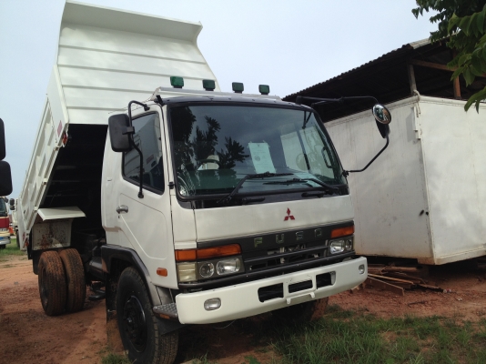 ขายครับ 6 ล้อ FIFTHER เครื่อง 185 แรงม้ากระบะดั้มพ์ดิน มีหลายคันราคาไม่แพง โทรเลยครับ ขายครับ 6 ล้อ FIFTHER เครื่อง 185 แรงม้ากระบะดั้มพ์ดิน มีหลายคันราคาไม่แพง โทรเลยครับ