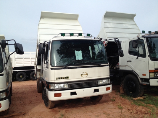 ขาย 6 ล้อ HINO สิงห์ไฮเทค เครื่อง 165-180 แรงม้ากระบะดั้มพ์ดิน กระบอกดั้มพ์ 4 ตัน ทำใหม่หมดทั้งคันพร้อมทะเบียนครับสวยๆเลยราคาไม่แพงโทรก่อนครับ สนใจรีบเลยครับ