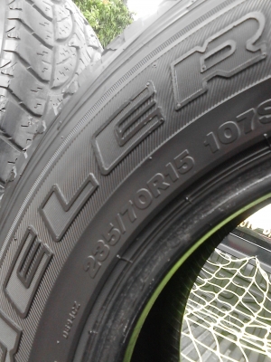 A/T 235/70R15 BRIDGESTONE DUELER A/T  ชุด 4 เส้น  โทร.081-427-3941