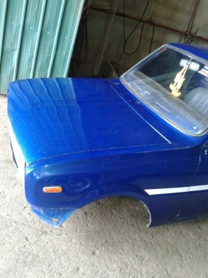 ขายหัวเเละกระบะมาสด้า 1000 สีน้ำเงินเกร็ดทำเเล้วตัดใจขายครับ