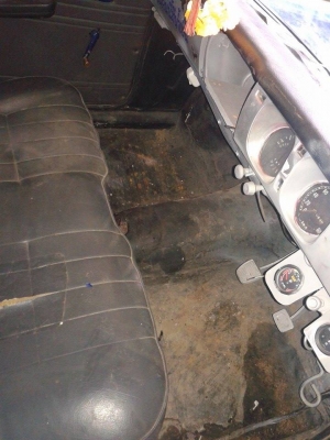 ขายหัวเเละกระบะมาสด้า 1000 สีน้ำเงินเกร็ดทำเเล้วตัดใจขายครับ