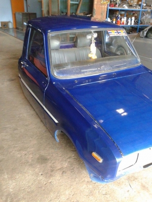 ขายหัวเเละกระบะมาสด้า 1000 สีน้ำเงินเกร็ดทำเเล้วตัดใจขายครับ