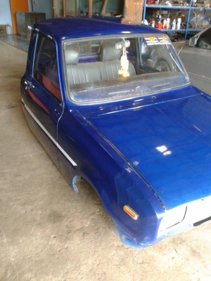 ขายหัวเเละกระบะมาสด้า 1000 สีน้ำเงินเกร็ดทำเเล้วตัดใจขายครับ