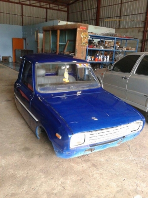 ขายหัวเเละกระบะมาสด้า 1000 สีน้ำเงินเกร็ดทำเเล้วตัดใจขายครับ