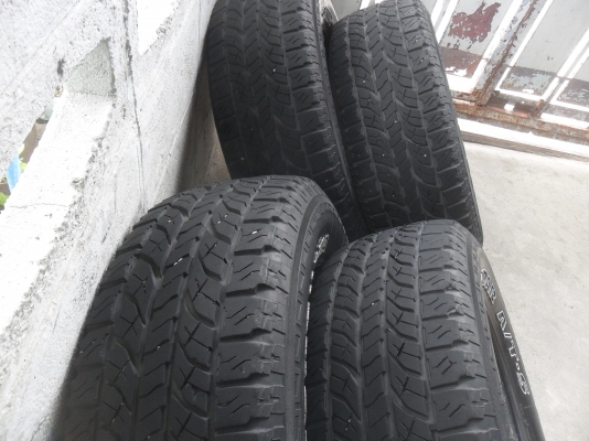 ยาง YOKOHAMA 265/70R16 ปี08 สวยๆ 4 เส้น ราคา 3500 บาท