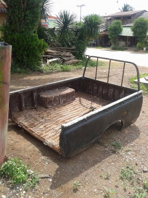 ขายลูกกระบะดัทสันช้างเหยียบ 4 ขอไฟนอนครับ