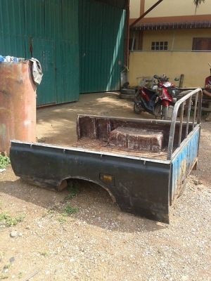 ขายลูกกระบะดัทสันช้างเหยียบ 4 ขอไฟนอนครับ