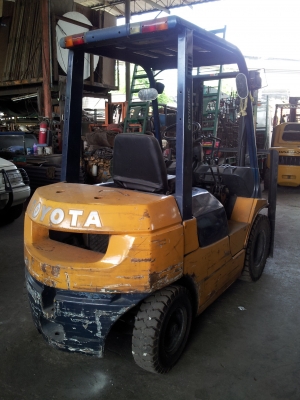 ขาย ฟอร์คลิฟต์ Toyota 7FD20
