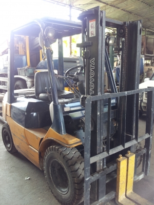 ขาย ฟอร์คลิฟต์ Toyota 7FD20