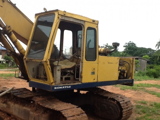 ขายครับโคมัสสุ200รุ่น2เครื่องงามๆตัวเดินดีไบแทคหายใช้งานใด้ปกติราคาเบาๆมีบริการขนย้ายราคาต่อรองใด้ทดลองขับใด้