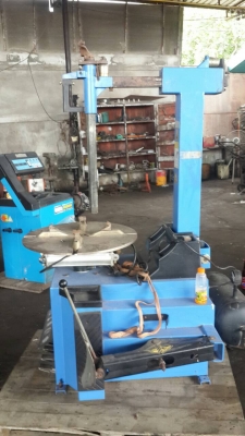 เครื่องถ่วงยาง