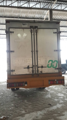 รถบรรทุกตู้ห้องเย็นเก็บน้ำแข็ง