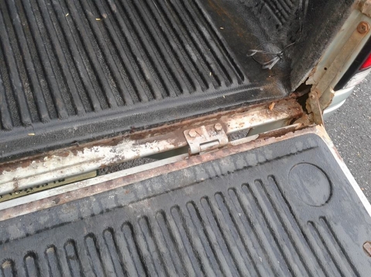 ขายอีซูซุTFR2.5 SLXปี95พวงมาลัยเพาเวอร์รถพร้อมใชงานเครื่องดีคันซีสวยรถมีผุกระบะท้ายมุมล่าง ขายอีซูซุTFR2.5 SLXปี95พวงมาลัยเพาเวอร์รถพร้อมใชงานเครื่องดีคันซีสวยรถมีผุกระบะท้ายมุมล่าง