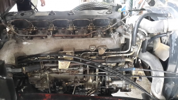 ขายด่วน 6ล้อ 160เเรง ยาง900