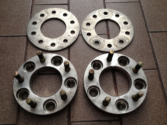 5รู114ออก5รู114หนา25มิลพร้อมแผ่นรองเก่าญี่ปุ่นแท้1คู่