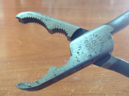 ขายคีม VINTAGE UTICA 1300-10 GAS &amp; BURNER PIP LINE 10.5"