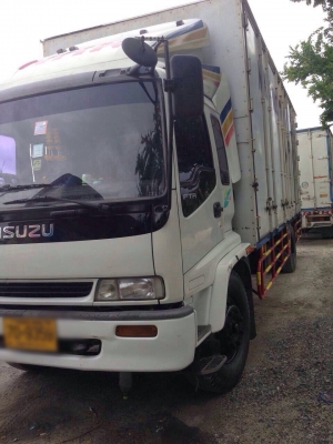 ขายรถบรรทุกหกล้อตู้แห้ง ISUZU FTR33P2Y เครื่อง 6HH1-200 แรง ปี 47 ทะเบียนพร้อม