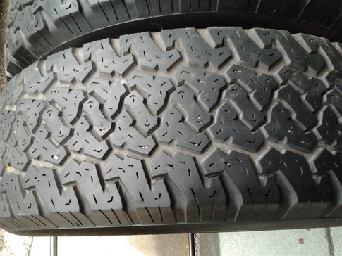 Silverstone AT-117 ขนาด 245/70/16 ปี12 สภาพดี 1ชุด