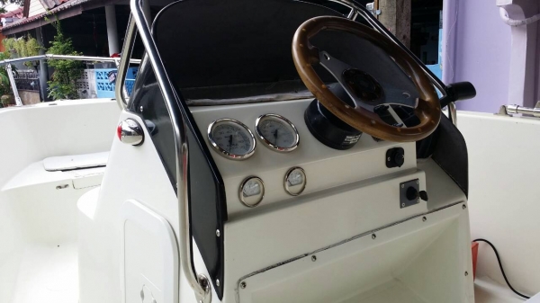 น้องสาวฝากลงขายหรือแลก เรือ15.5 ฟุต ประกอบใหม่ที่พรเทพมารีน สภาพดีมั๊กๆ